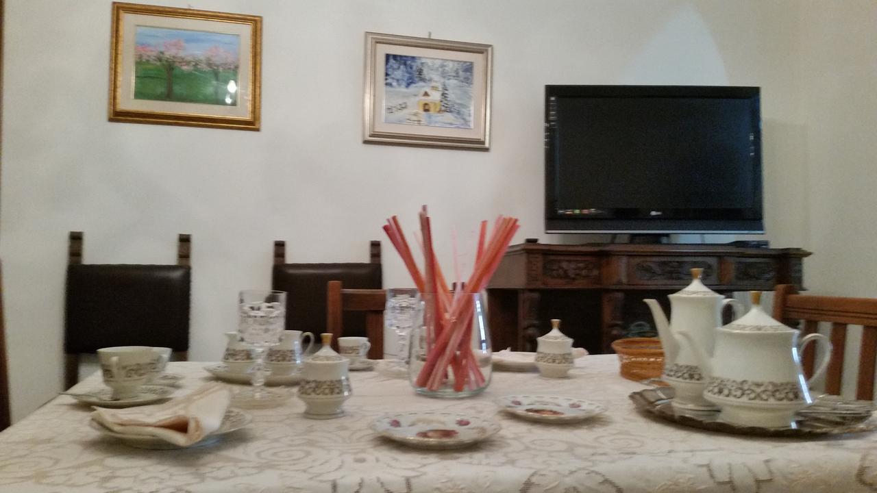 Bed and Breakfast Il Mughetto à Celano Extérieur photo
